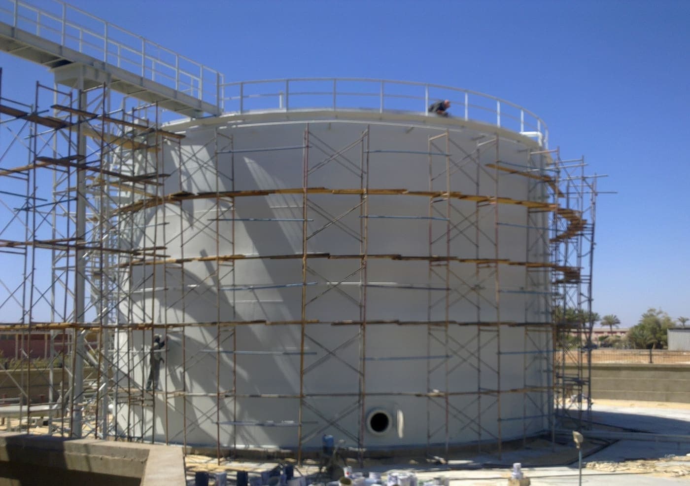 Vertical jet-fuel storage tank under construction at Sharm El-Sheikh